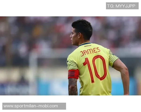 老队友重聚德米凯利斯与马斯切拉诺在迈阿密国际温情合影