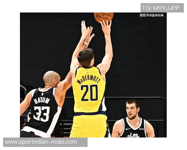 桑德斯50号秀表现惊艳15投8中砍下全场最高25分助球队获胜